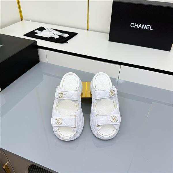 20251128184516682 290